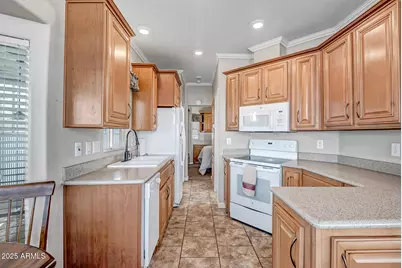 17200 W Bell Road #1364, Surprise, AZ 85374 - Photo 4