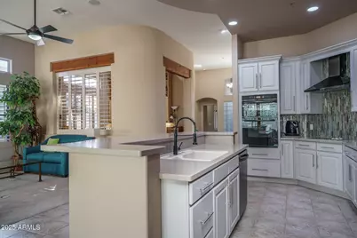 8218 E Mountain Spring Road, Scottsdale, AZ 85255 - Photo 10