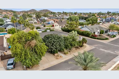 4560 E Sunrise Drive, Phoenix, AZ 85044 - Photo 44