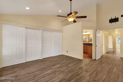 4560 E Sunrise Drive, Phoenix, AZ 85044 - Photo 24