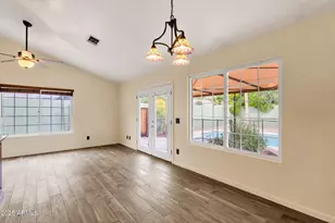 4560 E Sunrise Dr, Phoenix, AZ 85044 - Photo 18