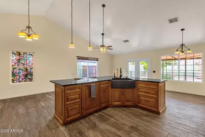 4560 E Sunrise Drive, Phoenix, AZ 85044 - Photo 10