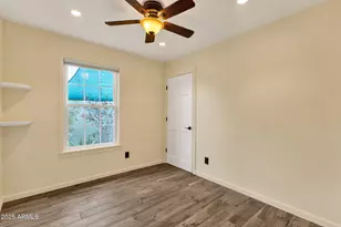 4560 E Sunrise Dr, Phoenix, AZ 85044 - Photo 30