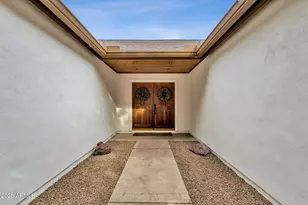 4560 E Sunrise Dr, Phoenix, AZ 85044 - Photo 4