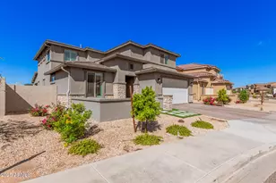 5654 N 88th Ln, Glendale, AZ 85305 - Photo 2