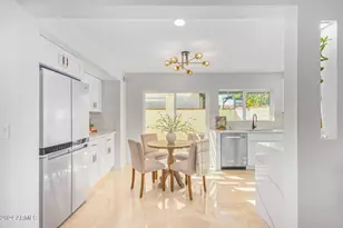 5712 N Scottsdale Rd, Paradise Valley, AZ 85253 - Photo 10