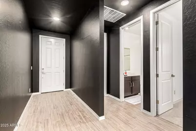 4301 E Bradford Avenue, San Tan Valley, AZ 85143 - Photo 8
