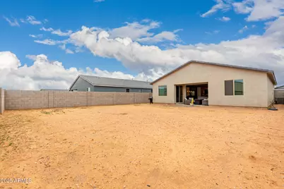 4301 E Bradford Avenue, San Tan Valley, AZ 85143 - Photo 32