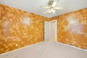 9561 W Hartigan Ln, Arizona City, AZ 85123 - Photo 12