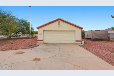 9561 W Hartigan Lane, Arizona City, AZ 85123 - Photo 16