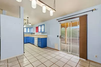 9561 W Hartigan Lane, Arizona City, AZ 85123 - Photo 6