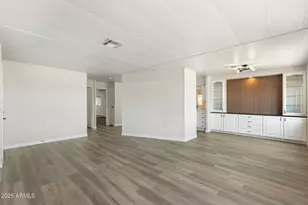 11411 N 91st Ave, Peoria, AZ 85345 - Photo 10