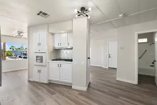 11411 N 91st Ave, Peoria, AZ 85345 - Photo 14