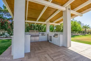 9128 N 55th St, Paradise Valley, AZ 85253 - Photo 4