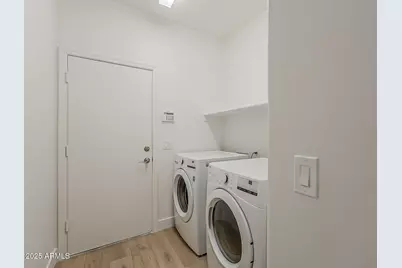 3877 S Coach House Drive, Gilbert, AZ 85297 - Photo 36