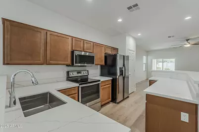 3877 S Coach House Drive, Gilbert, AZ 85297 - Photo 10