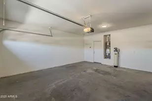 3877 S Coach House Dr, Gilbert, AZ 85297 - Photo 38