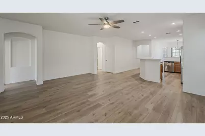 3877 S Coach House Drive, Gilbert, AZ 85297 - Photo 6