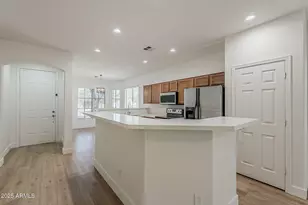 3877 S Coach House Dr, Gilbert, AZ 85297 - Photo 14