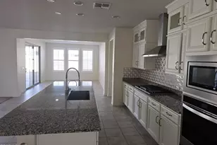 8622 W Rancho Dr, Glendale, AZ 85305 - Photo 10