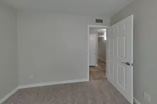 8434 S 19th St, Phoenix, AZ 85042 - Photo 12