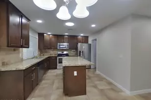 8434 S 19th St, Phoenix, AZ 85042 - Photo 6