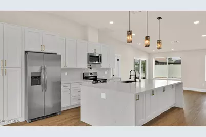 116 E Helena Drive, Phoenix, AZ 85022 - Photo 4