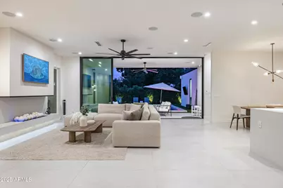 3721 E Piccadilly Road, Phoenix, AZ 85018 - Photo 8