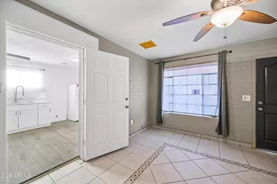 2057 E 10th Street, Tempe, AZ 85281 - Photo 14