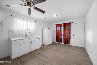 2057 E 10th Street, Tempe, AZ 85281 - Photo 18