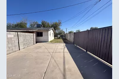 1927 E Sheridan Street #B, Phoenix, AZ 85006 - Photo 4