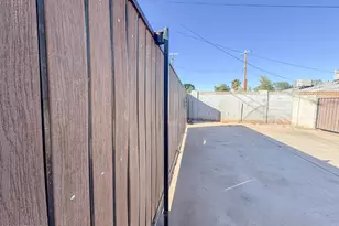 1927 E Sheridan St, Phoenix, AZ 85006 - Photo 14