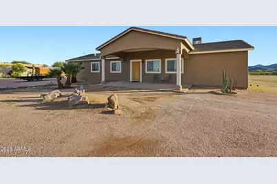 54463 W Sunburst Street, Maricopa, AZ 85139 - Photo 2