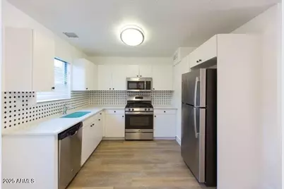 337 W Pasadena Avenue #05, Phoenix, AZ 85013 - Photo 10