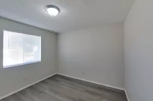 8427 W Orchid Ln, Peoria, AZ 85345 - Photo 10