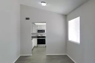 8427 W Orchid Ln, Peoria, AZ 85345 - Photo 4