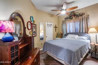 23712 N 104th Avenue, Peoria, AZ 85383 - Photo 18