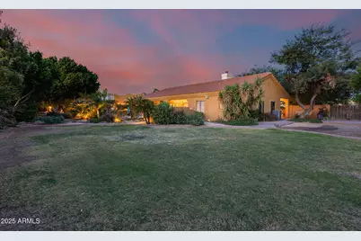 23712 N 104th Avenue, Peoria, AZ 85383 - Photo 24