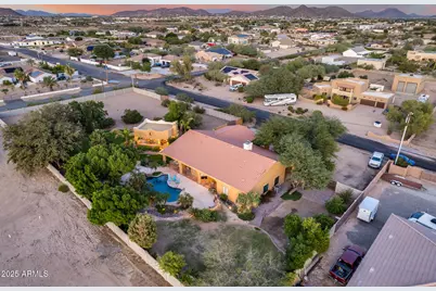 23712 N 104th Avenue, Peoria, AZ 85383 - Photo 2