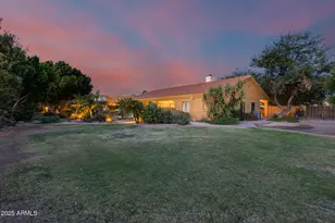 23712 N 104th Ave, Peoria, AZ 85383 - Photo 12