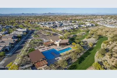 9820 S 11th Place, Phoenix, AZ 85042 - Photo 28