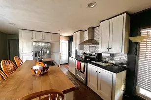 2060 N Center St, Mesa, AZ 85201 - Photo 2