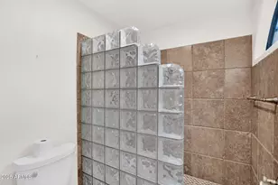 7955 E Chaparral Rd, Scottsdale, AZ 85250 - Photo 22