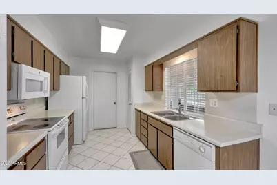 16828 N 108th Avenue, Sun City, AZ 85351 - Photo 14