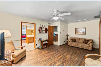 2047 W Cambridge Avenue, Phoenix, AZ 85009 - Photo 14