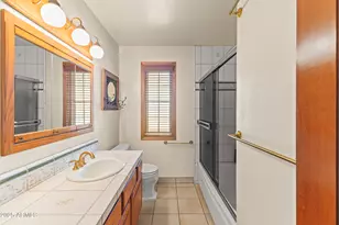 2047 W Cambridge Ave, Phoenix, AZ 85009 - Photo 18