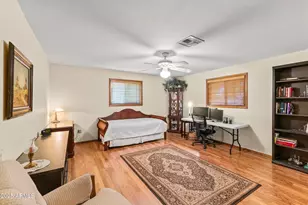 2047 W Cambridge Ave, Phoenix, AZ 85009 - Photo 24