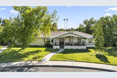 2047 W Cambridge Avenue, Phoenix, AZ 85009 - Photo 1