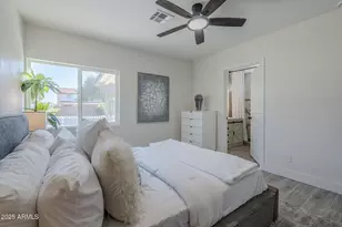 8644 W Mountain View Rd, Peoria, AZ 85345 - Photo 26