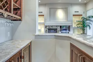 9671 E Monument Dr, Scottsdale, AZ 85262 - Photo 6